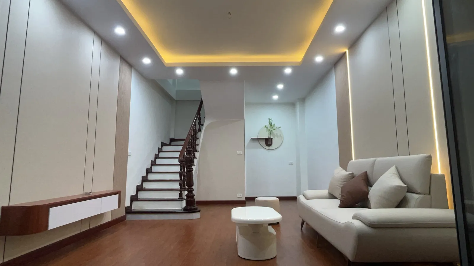 BA GÁC TRÁNH, NGÕ NÔNG RỘNG, 30M RA Ô TÔ TRÁNH, 28M2 + 5TẦNG, NGUYỄN CHÍNH HOÀNG MAI . - Ảnh chính